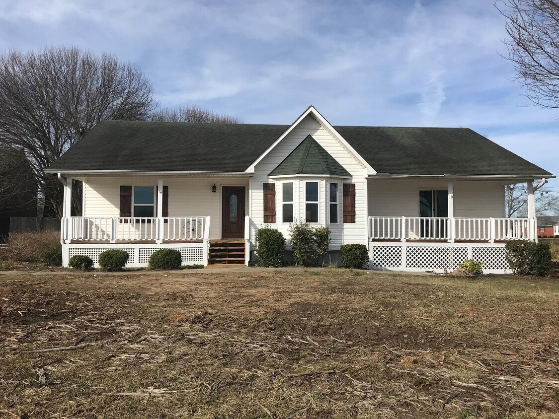 Building Photo - 41311 AL-75