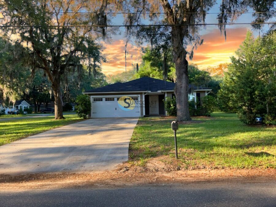 Primary Photo - 8106 Ocala Ave