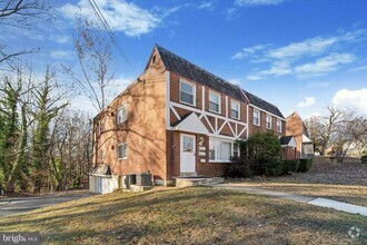 Building Photo - 162 W Maryland Ave