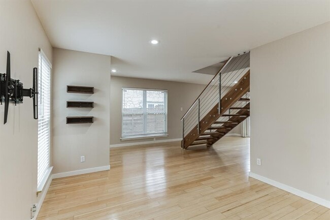 Building Photo - 3214 Clawson Rd