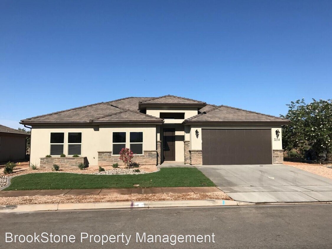 Primary Photo - 3 br, 2 bath House - 3254 S. 300 W.