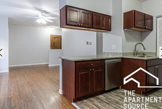 Foto del edificio - 3708 N Sheffield Ave