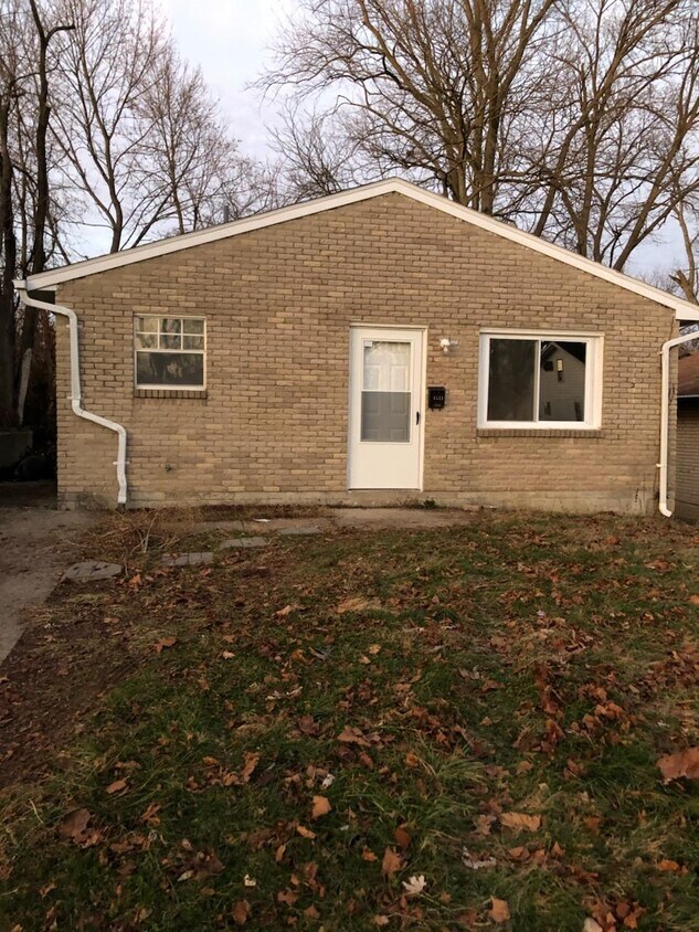 Primary Photo - 4531 St Johns Ave