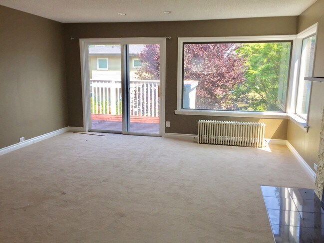 Foto del edificio - 10742 Durland Ave NE