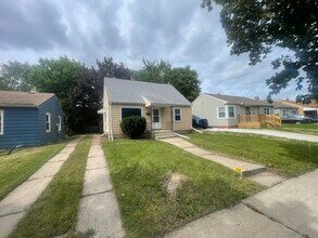 Building Photo - 4441 N 40th St