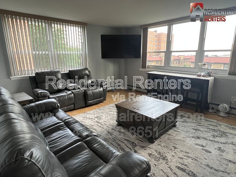 Foto principal - 1707 N Prospect Ave