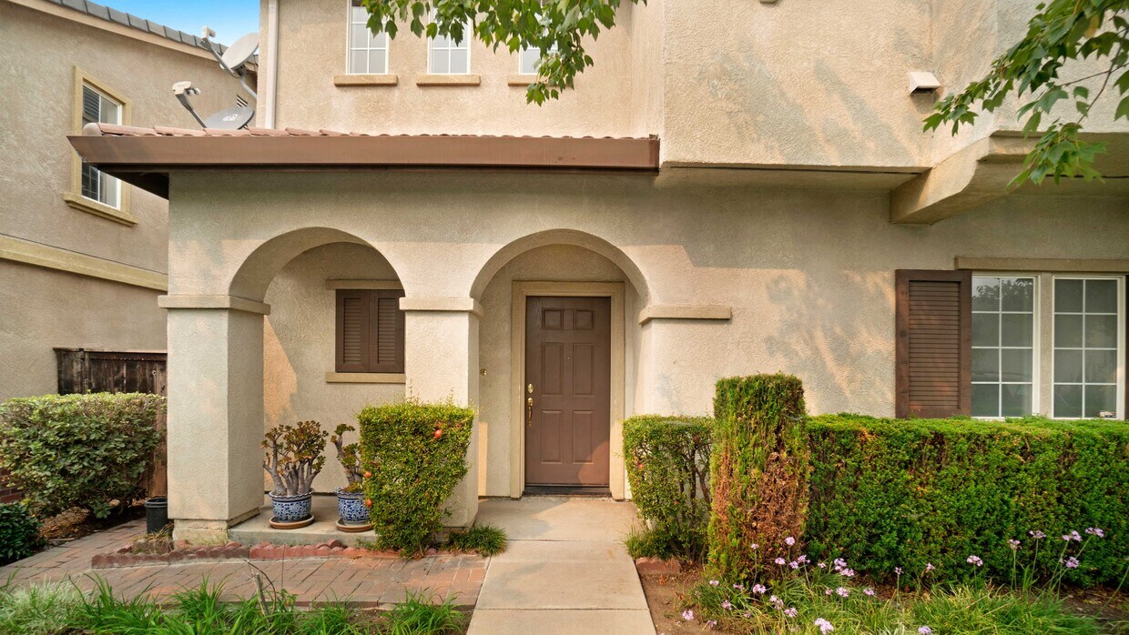 Primary Photo - 1210 Alder Creek Cir