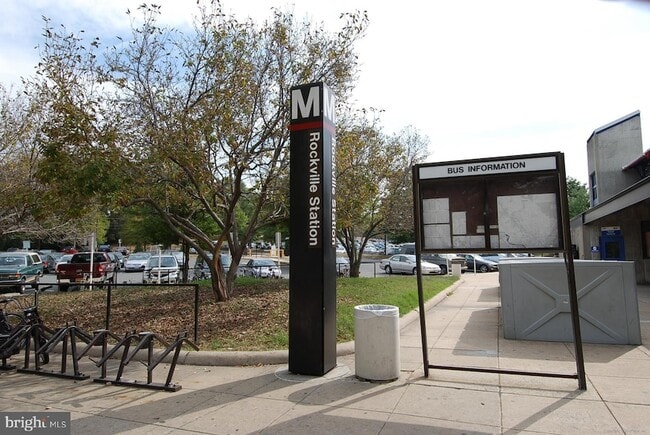 Foto del edificio - 1004 Gaither Rd