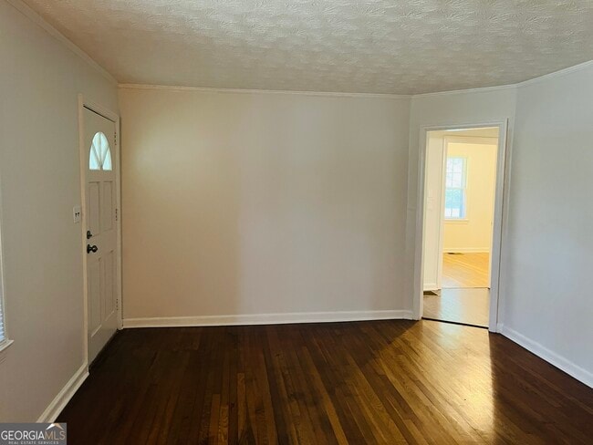 Building Photo - 5885 Feldwood Rd