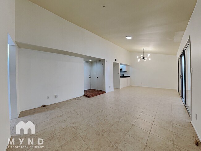 Foto del edificio - 1861 E Kirkland Ln