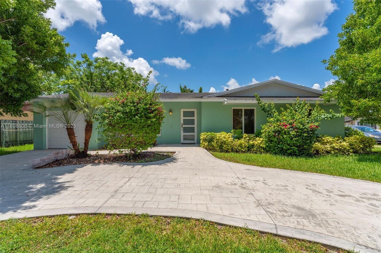 Foto principal - 12520 SW 106th St