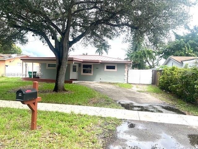 Foto del edificio - 4150 SW 56th Terrace
