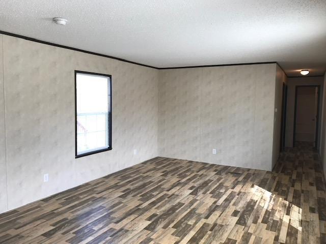 Building Photo - 69 Farmington Dr