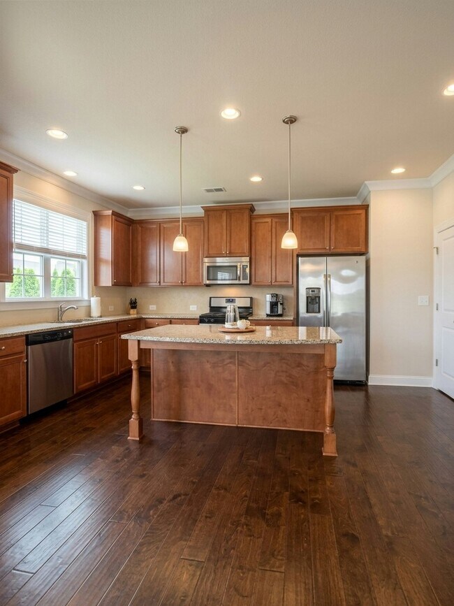 Foto del edificio - 7055 Jamestown Dr