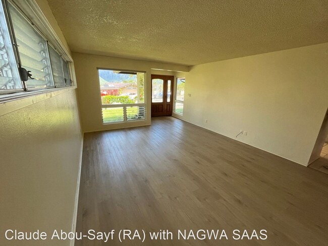 Building Photo - 3 br, 2 bath House - 83 Nawiliwili St.