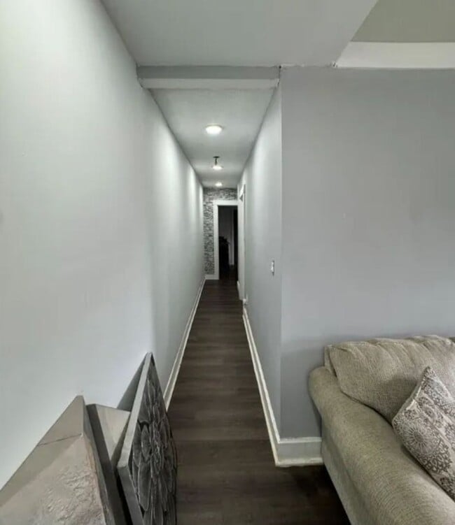 Building Photo - Osmond Duplex