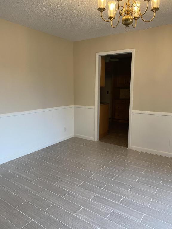 Foto del edificio - 6932 S Knoxville Ave