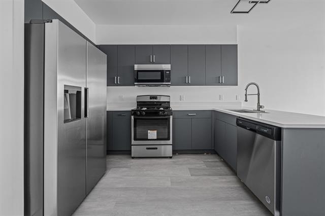 Foto del edificio - 43-45 W 32ND St