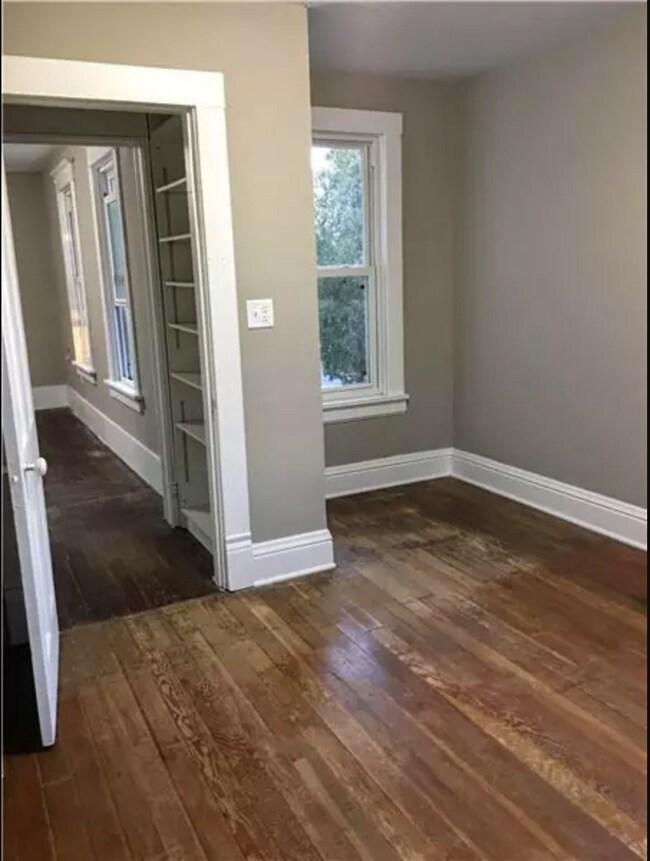 313 W Main St, Sun Prairie, WI 53590 Townhome Rentals in Sun Prairie