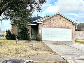 Building Photo - 1918 Riane Ln