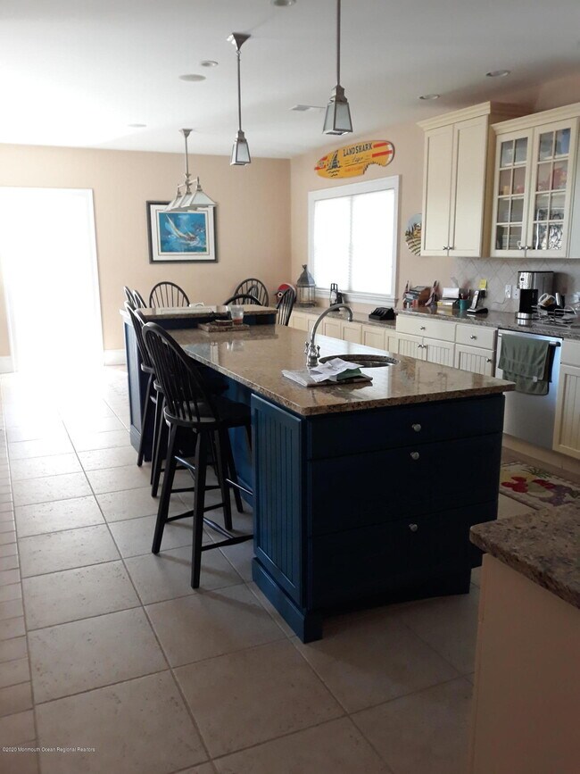 Foto del edificio - 225 Norwood Ave