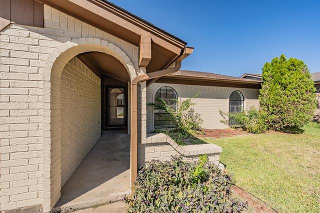 Foto del edificio - 6225 Sunnybrook Dr