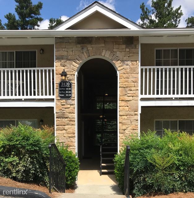 Primary Photo - 3120 Seven Pines Ct