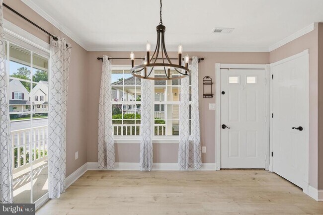 Foto del edificio - 221 Prairie Ct