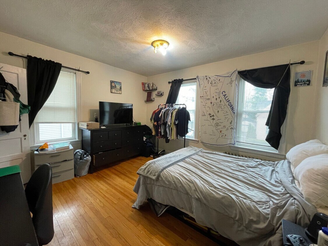 Amazing 4 bed and 2 bath in Brighton..... - Amazing 4 bed and 2 bath in Brighton.....