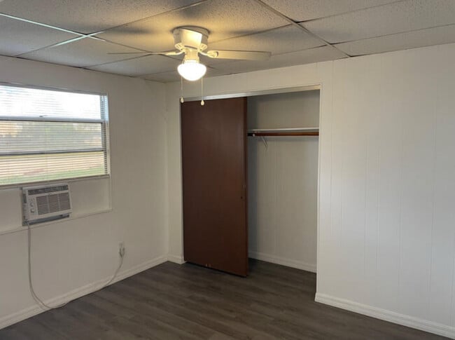 Building Photo - COZY ONE-BEDROOM APARTMENT