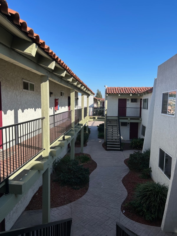 Photo - 131 S Magnolia Ave Apartment