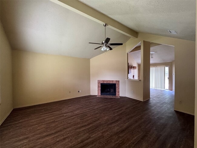 Building Photo - 10014 Sand Pass Ln