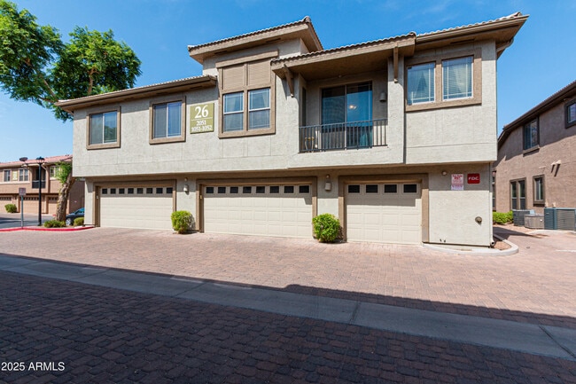 Building Photo - 1225 N 36th St