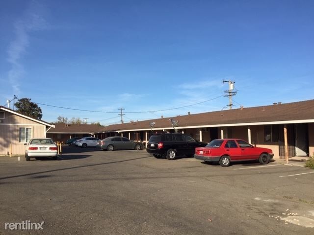 Primary Photo - 2501 45th Ave