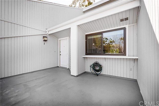 Building Photo - 1 Baruna Ct