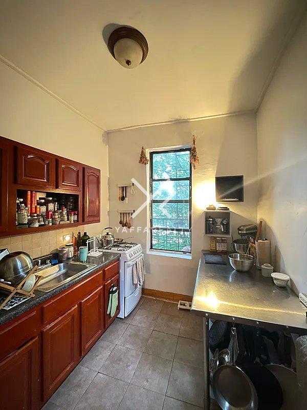 Foto principal - 1 bedroom in BROOKLYN NY 11216