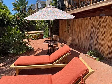 Foto del edificio - 1611 Oramas Rd
