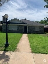 Building Photo - 1310 Alta Vista St