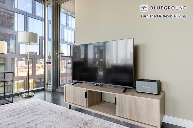 Foto del edificio - 730 W Couch Pl