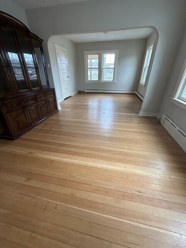 Foto principal - 295 Lasalle St