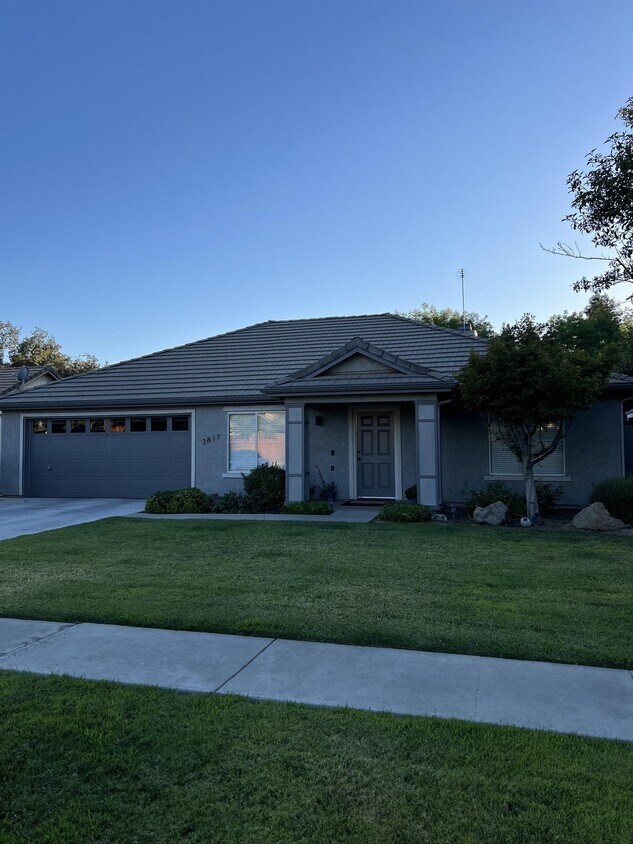 Foto principal - 3817 S Bollinger St