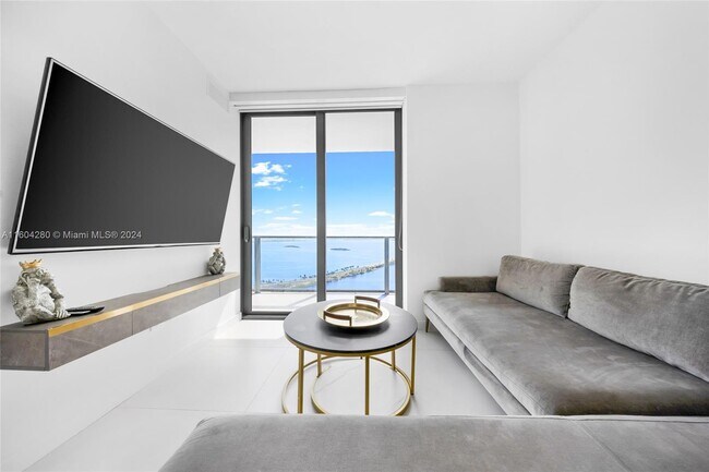 Foto del edificio - 501 NE 31st St