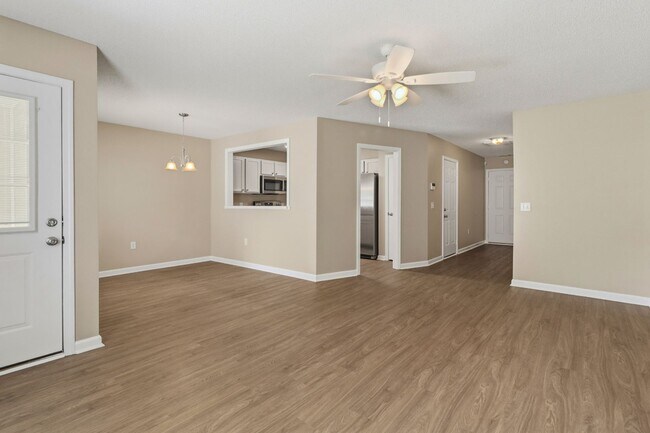 Foto del edificio - Townhome in Villages at Towne Park