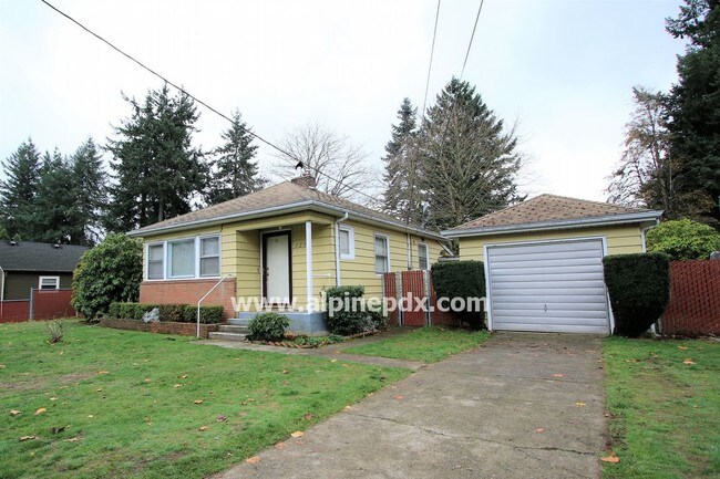 Building Photo - Cute home in NE Portland