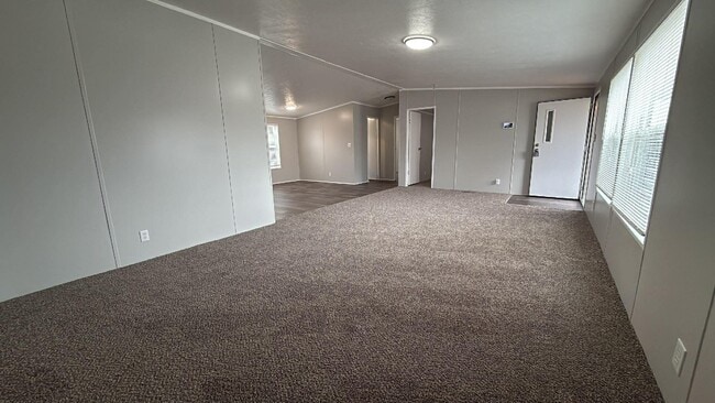 Building Photo - 120A Parker Dr