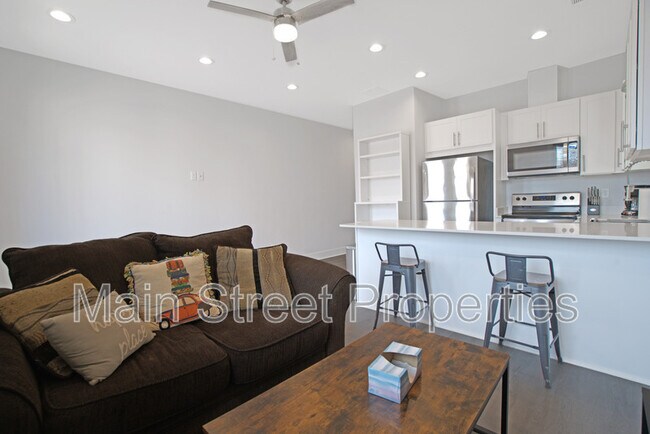 Foto del edificio - 379 S Clubbs St