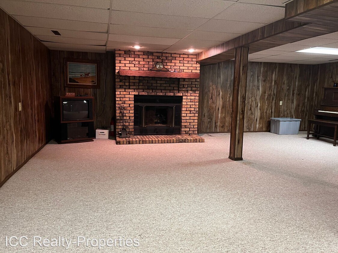 Foto del edificio - 3 br, 2 bath House - 4021 10th Street