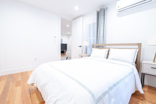 Foto del edificio - 323-1 Spacious 2BR Williamsburg
