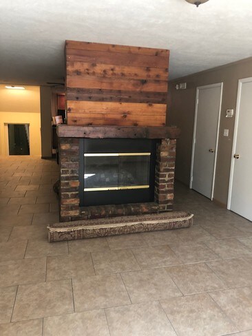 Foto del edificio - 3703 Butler St