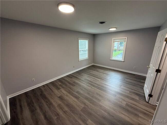 Foto del edificio - 5200 Reids Pointe Rd